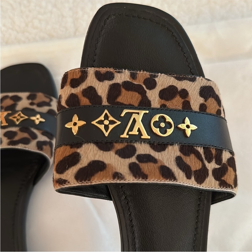 Louis Vuitton leopard revival flat mules - Picture 11 of 15